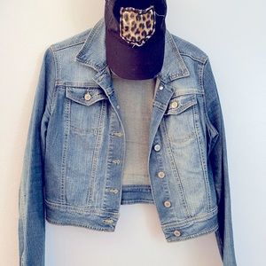 Women’s jean jacket
